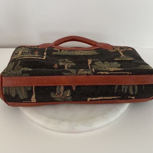 Vintage Tommy Bahama Leather Bag - Picture 6 of 8